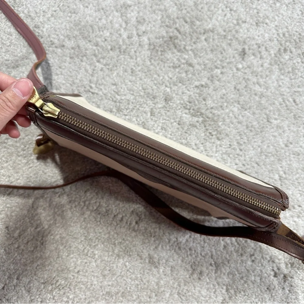 Dooney & Bourke Vintage Ivory Brown Leather Crossbody Bag Classic Zip Top - Picture 8 of 16